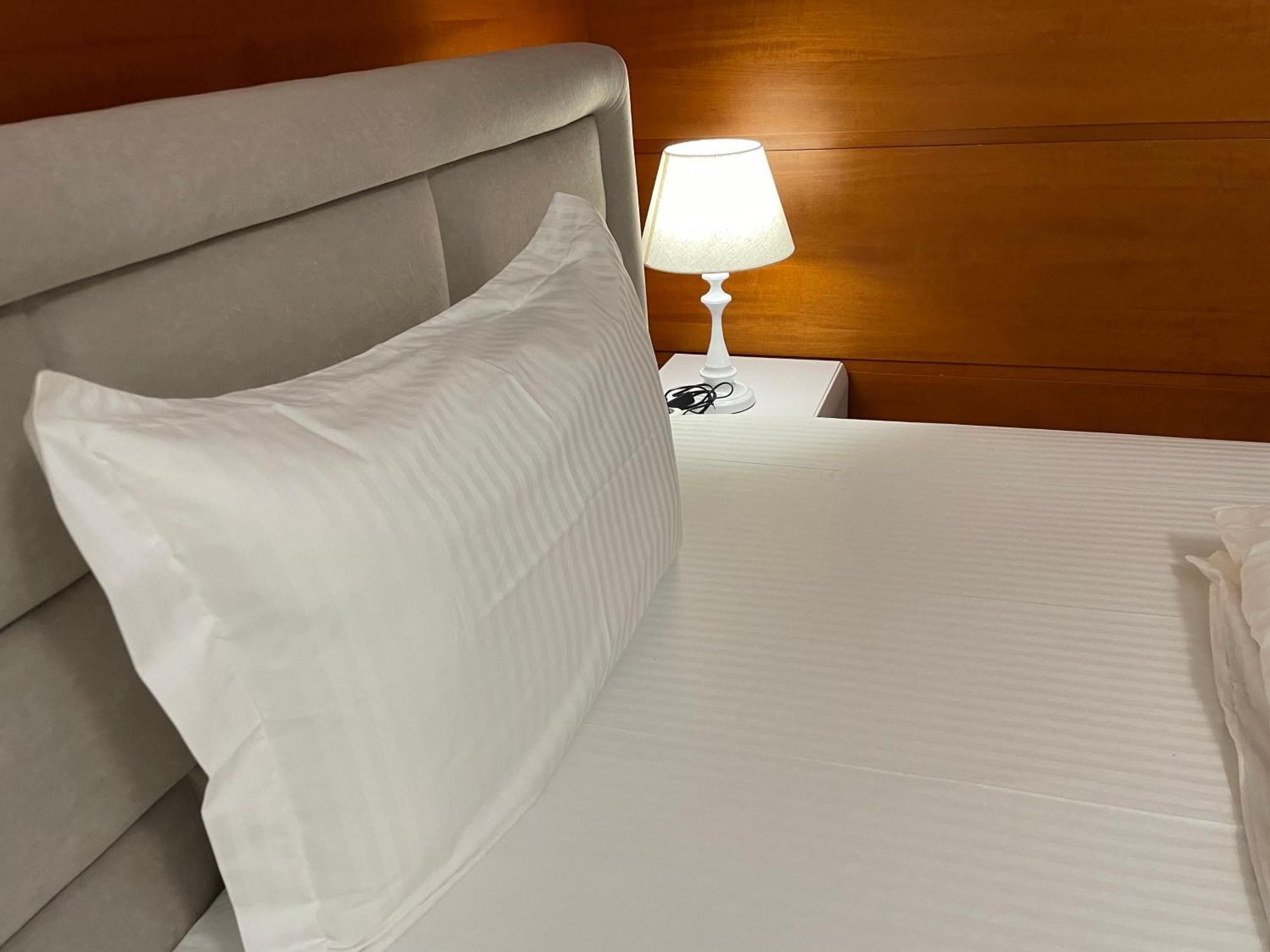 Sun Tower Luxury Suite-view From Of Center * Tirana