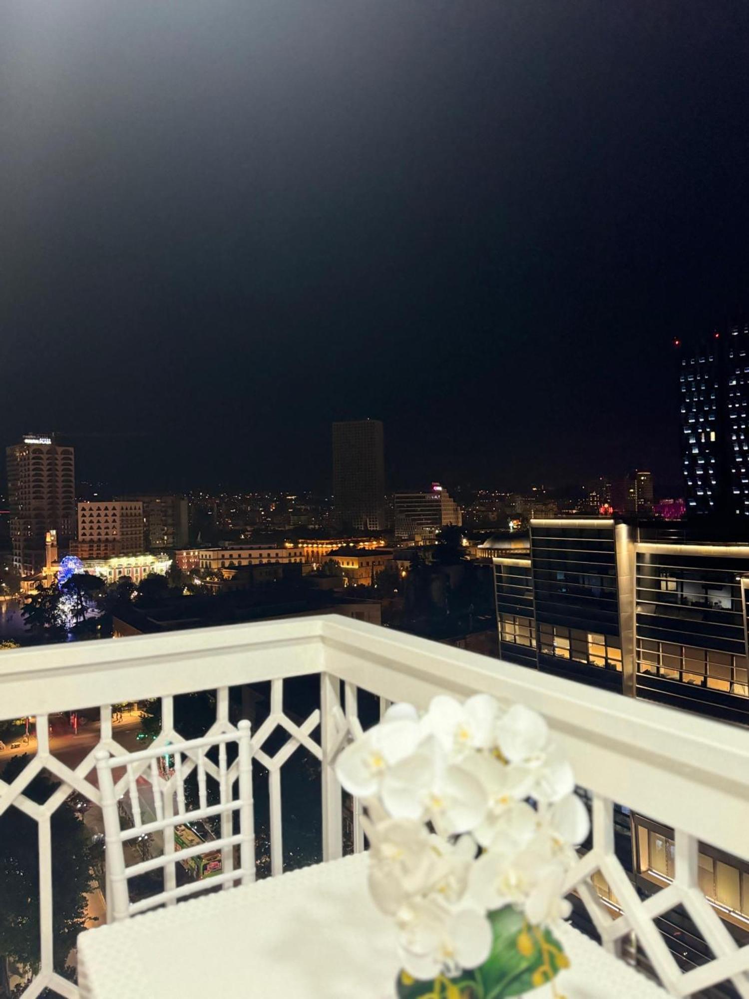 Apartament Sun Tower Luxury Suite-view From Of Center